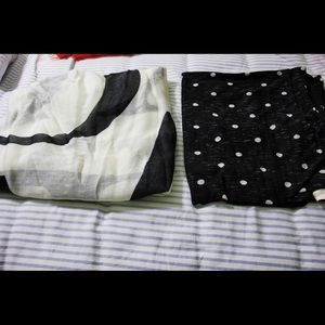 Old Navy Scarves (Bundle)